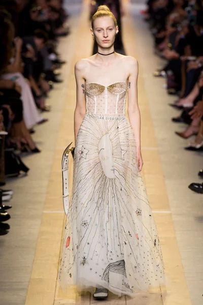 Look 62